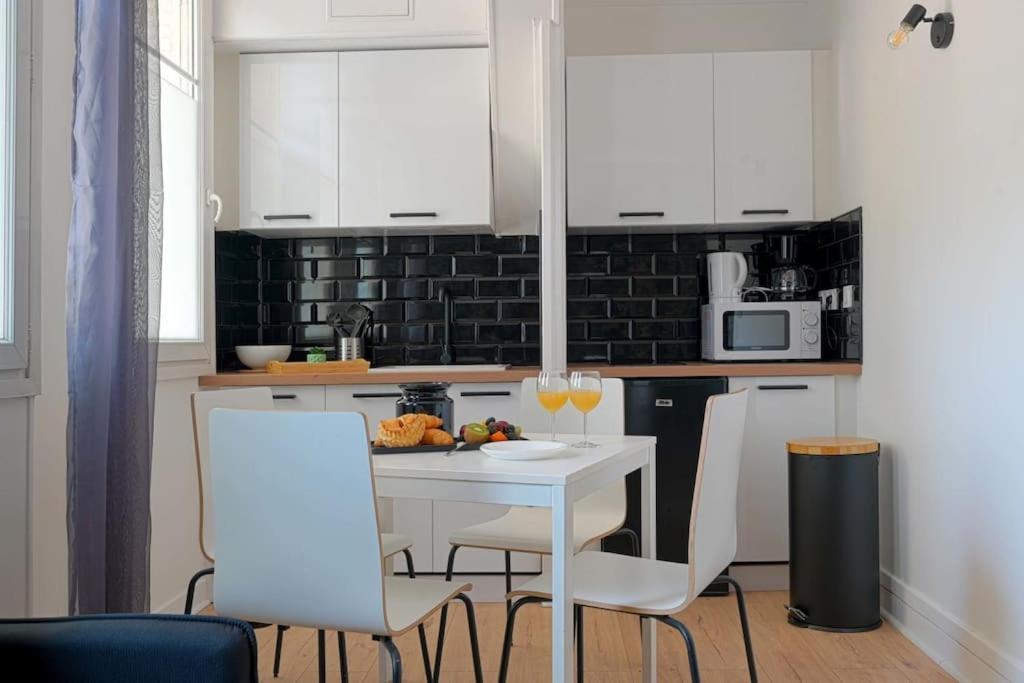 Charmant 2 Pieces A Issy- Les -Moulineaux Екстериор снимка