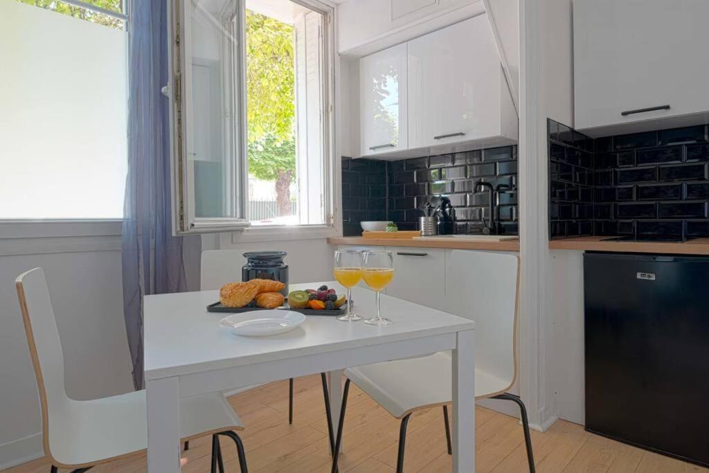 Charmant 2 Pieces A Issy- Les -Moulineaux Екстериор снимка